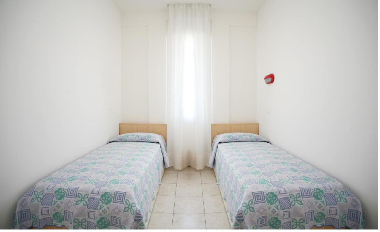 Capinera Aparthotel 3*
